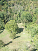 Depuis l'esplanade de l'abbaye de Chantelle, vue du chantier