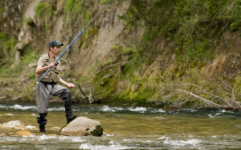 Pêche en rivière (Afficher en grand)