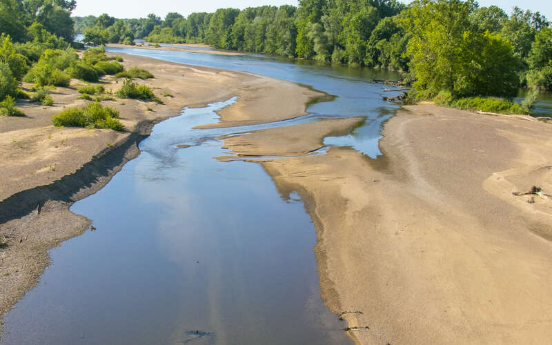 Vue aérienne rivière Allier (Afficher en grand)